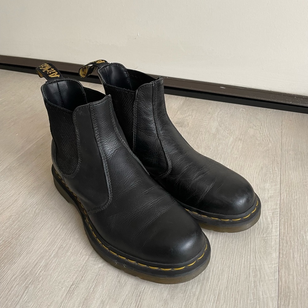 Dr Martens 2976 Chelsea Boot Mens 8 Womens 9